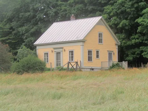 1176 South Albany Road Craftsbury VT 05826