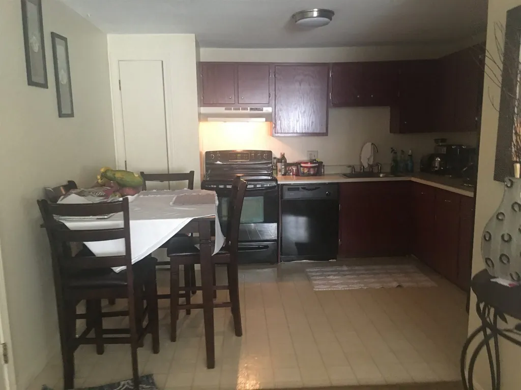 511 White Cedar Boulevard Portsmouth NH 03801