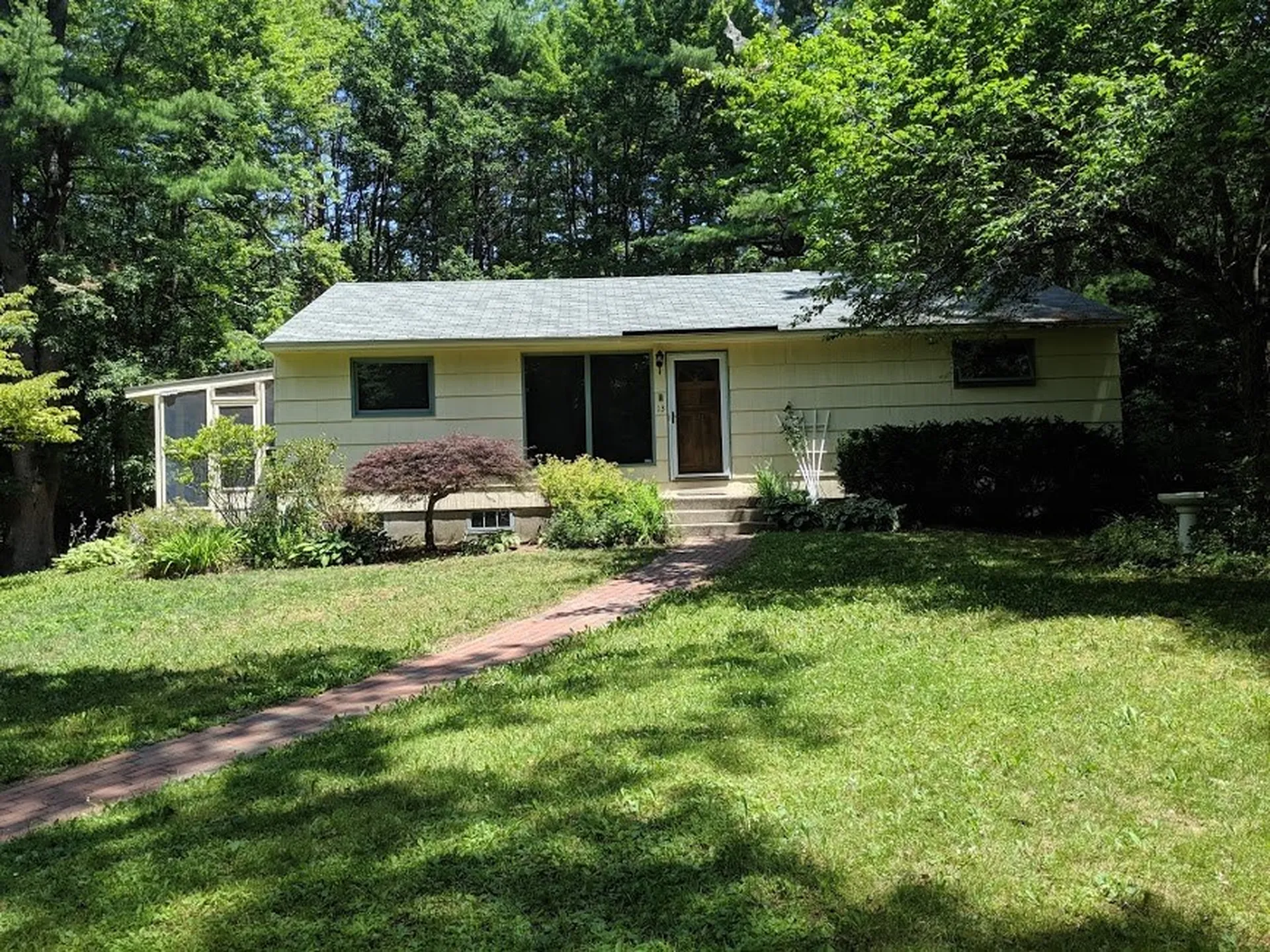 13 Barnard Hill Road Dunbarton NH 03046
