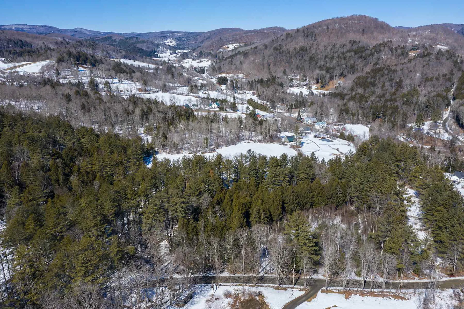 2 Grassy Lane Woodstock VT 05091