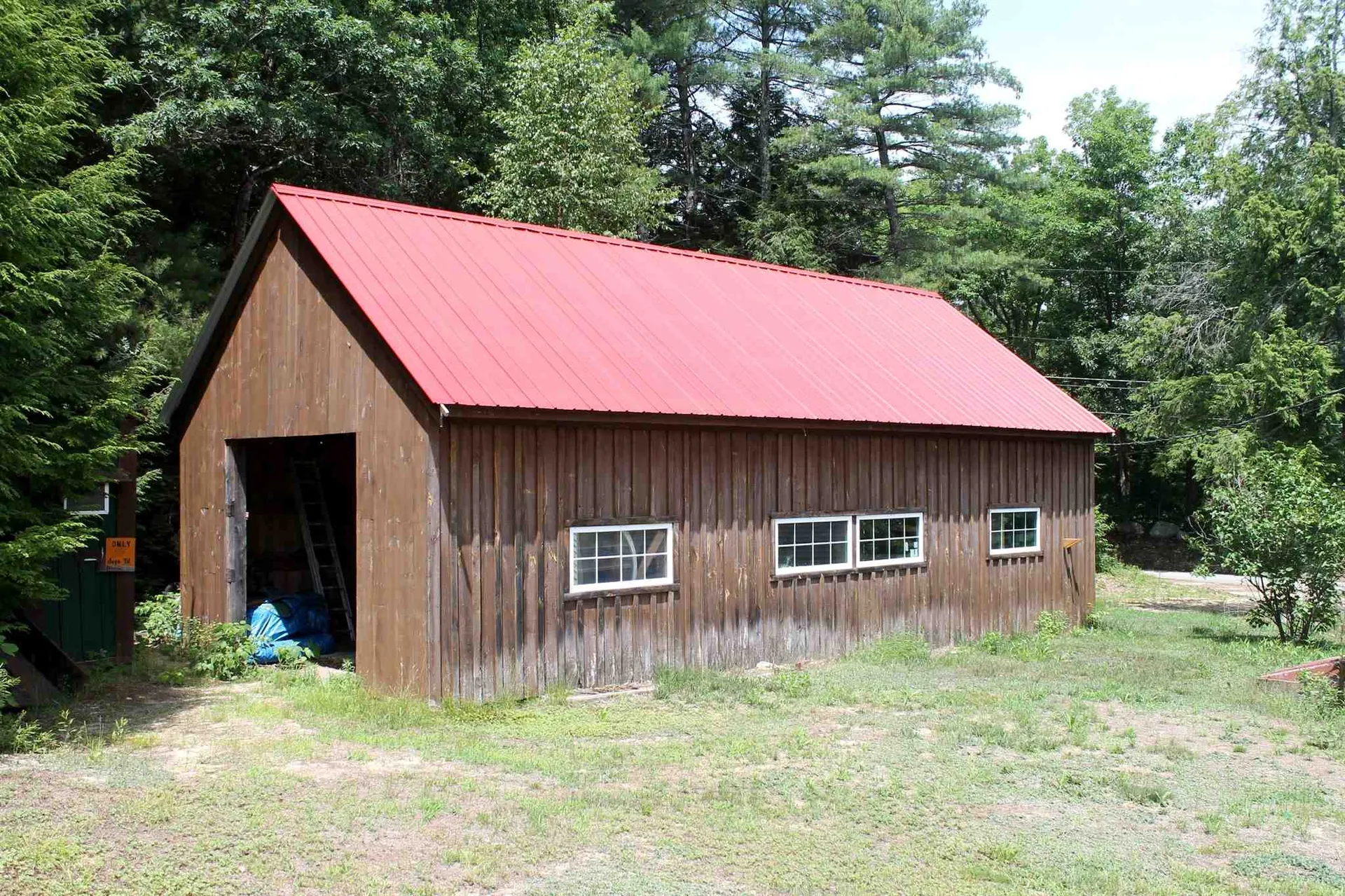 66 Hanson Road Chester NH 03036