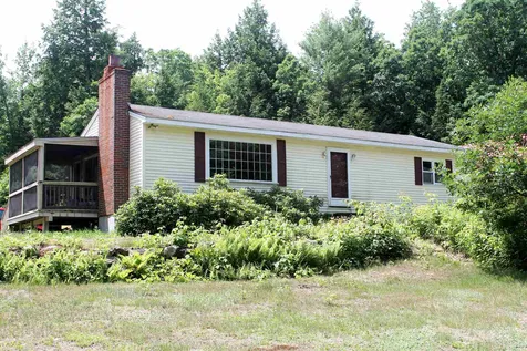 66 Hanson Road Chester NH 03036