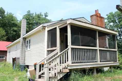 66 Hanson Road Chester NH 03036