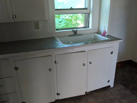 27 Knight Street Rochester NH 03867