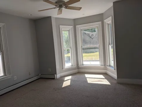 27 Knight Street Rochester NH 03867