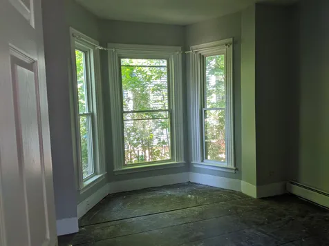 27 Knight Street Rochester NH 03867