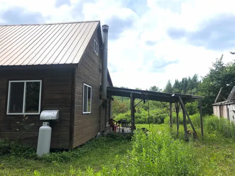 3208 Old Duck Pond Road Sheffield VT 05866