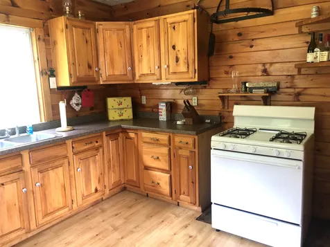3208 Old Duck Pond Road Sheffield VT 05866