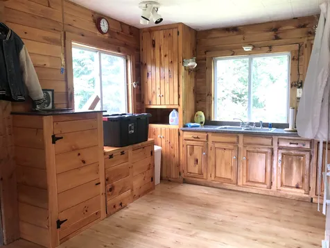 3208 Old Duck Pond Road Sheffield VT 05866