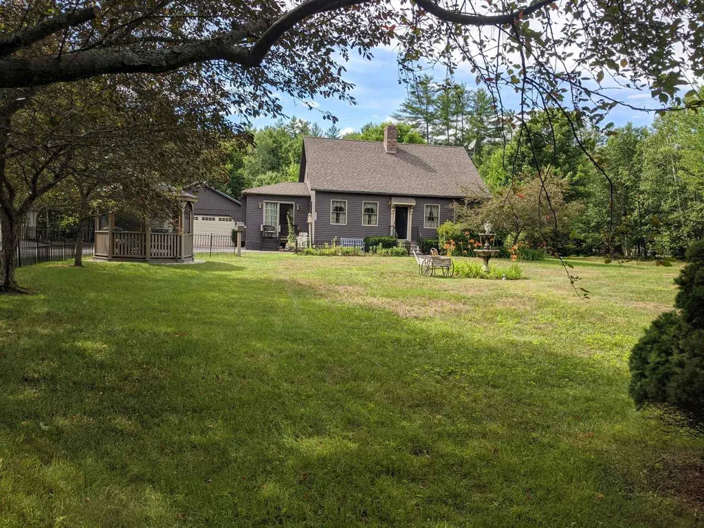 1219 Mount Moosilauke Highway Wentworth NH 03282