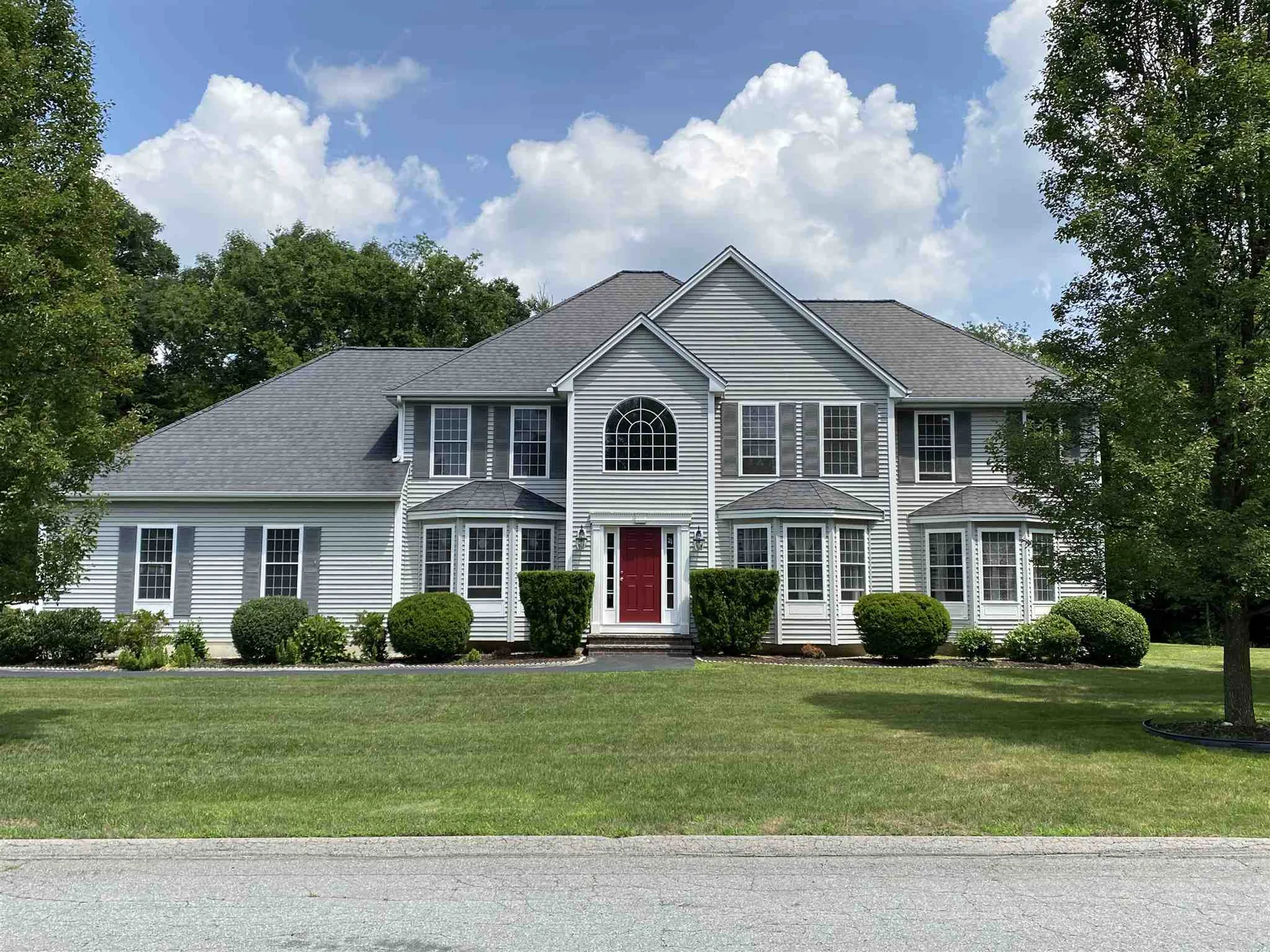 9 Chestnut Drive Salem NH 03079