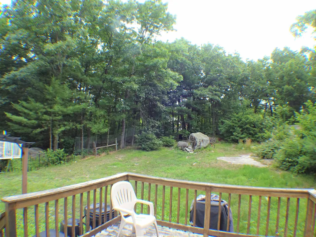 21 Garvin Road Derry NH 03038