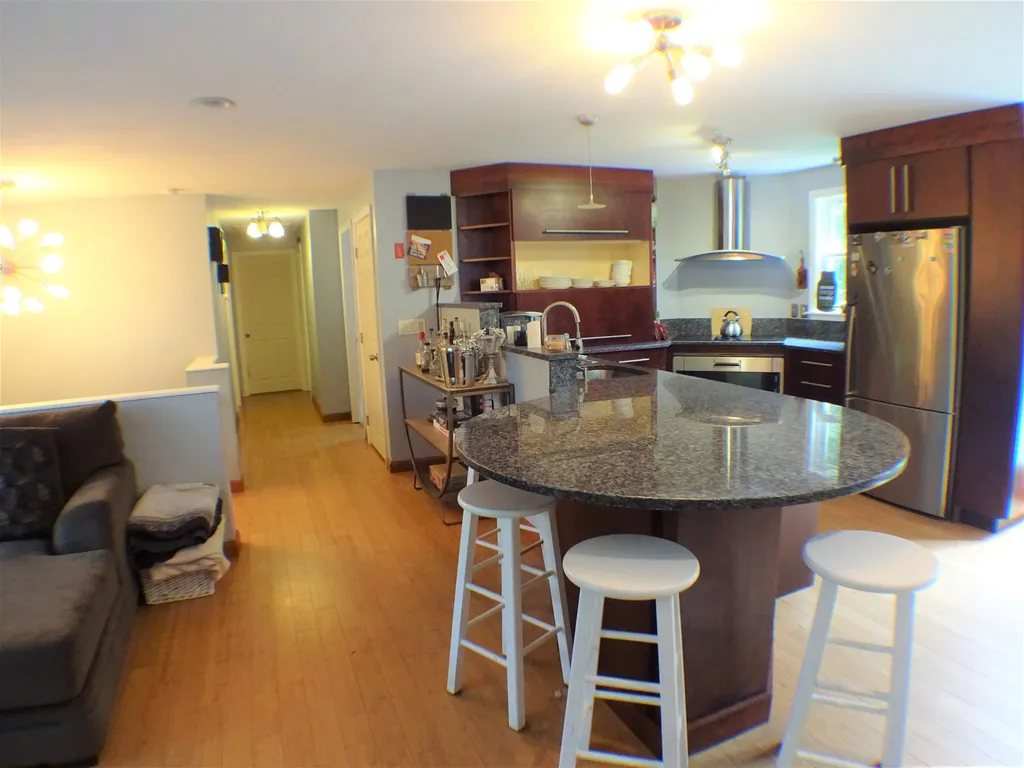 21 Garvin Road Derry NH 03038