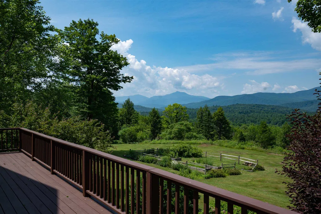 1240 Maggies Way Waterbury VT 05677