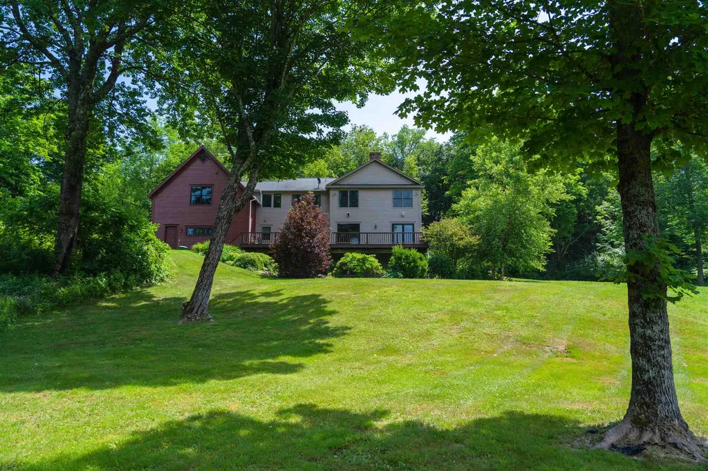 1240 Maggies Way Waterbury VT 05677
