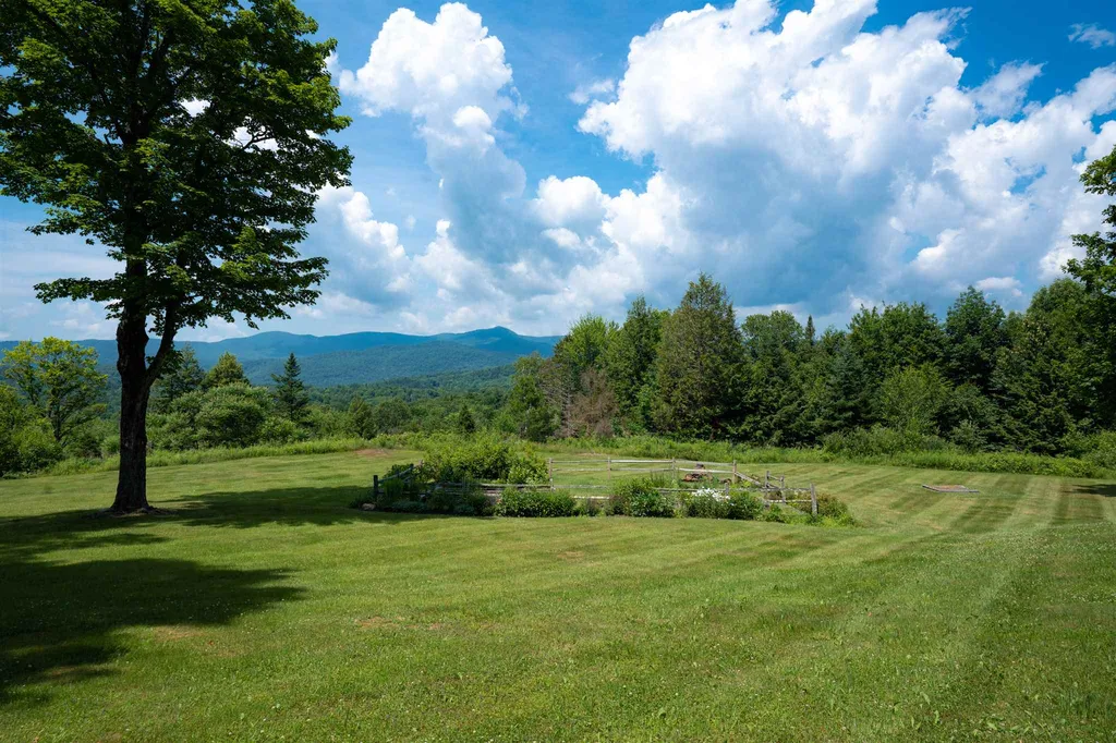 1240 Maggies Way Waterbury VT 05677
