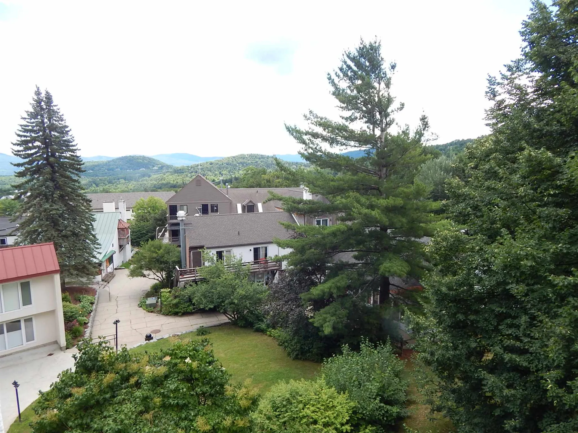 205 Mountainside Drive Warren VT 05674