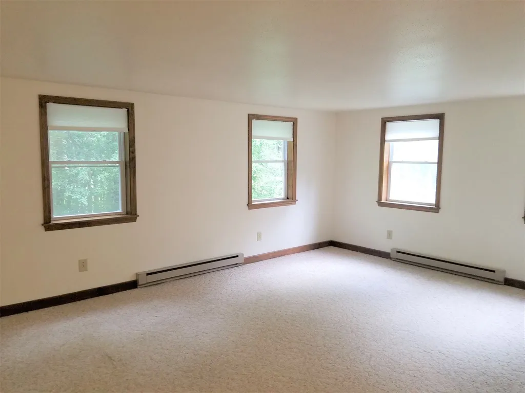 647 Bugbee Street Hartford VT 05001