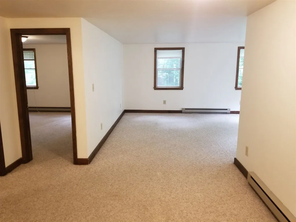 647 Bugbee Street Hartford VT 05001
