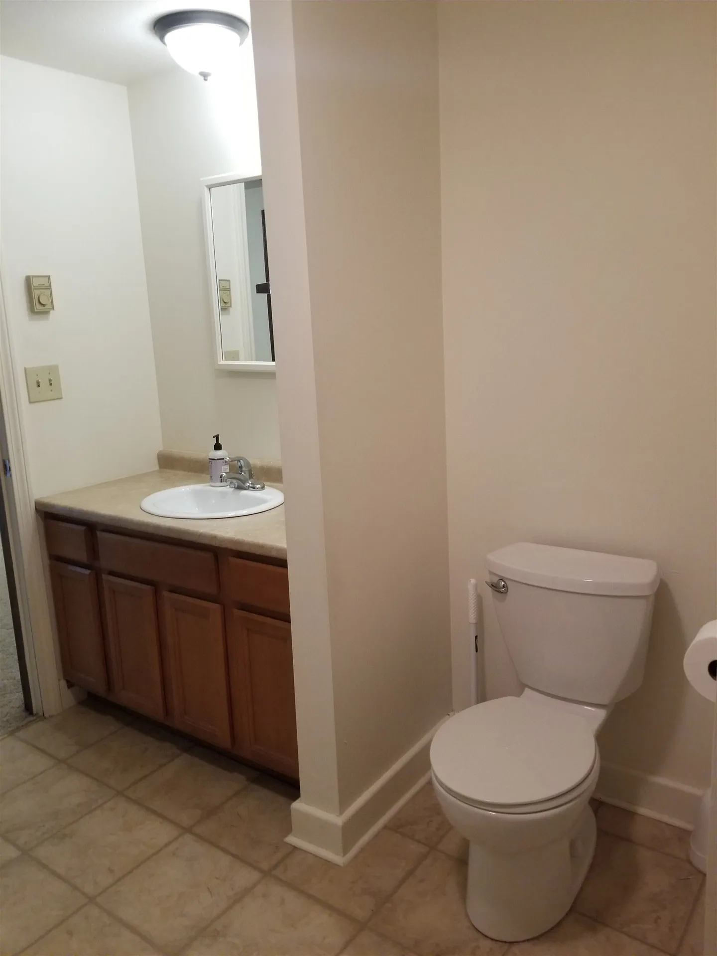 647 Bugbee Street Hartford VT 05001