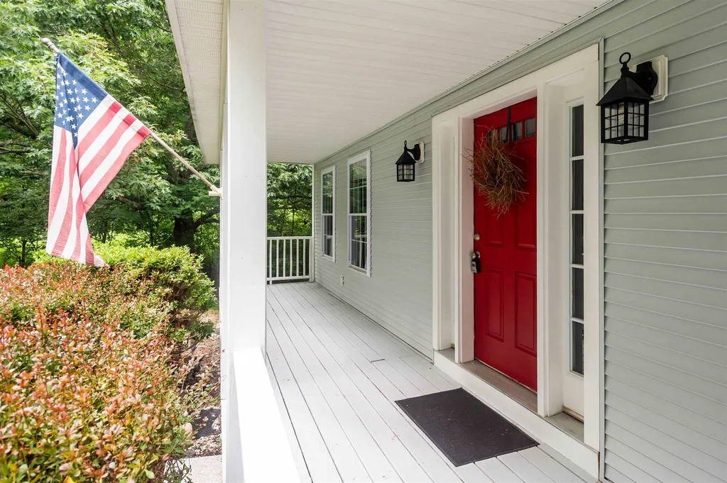 141 Wednesday Hill Road Lee NH 03861