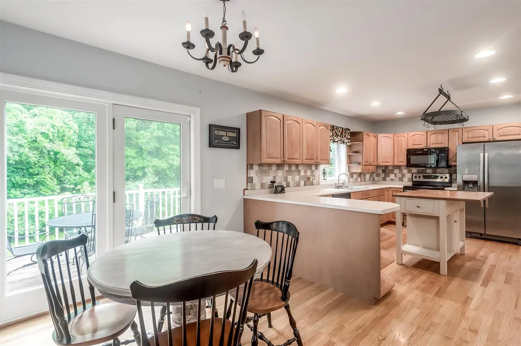 141 Wednesday Hill Road Lee NH 03861
