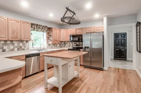 141 Wednesday Hill Road Lee NH 03861