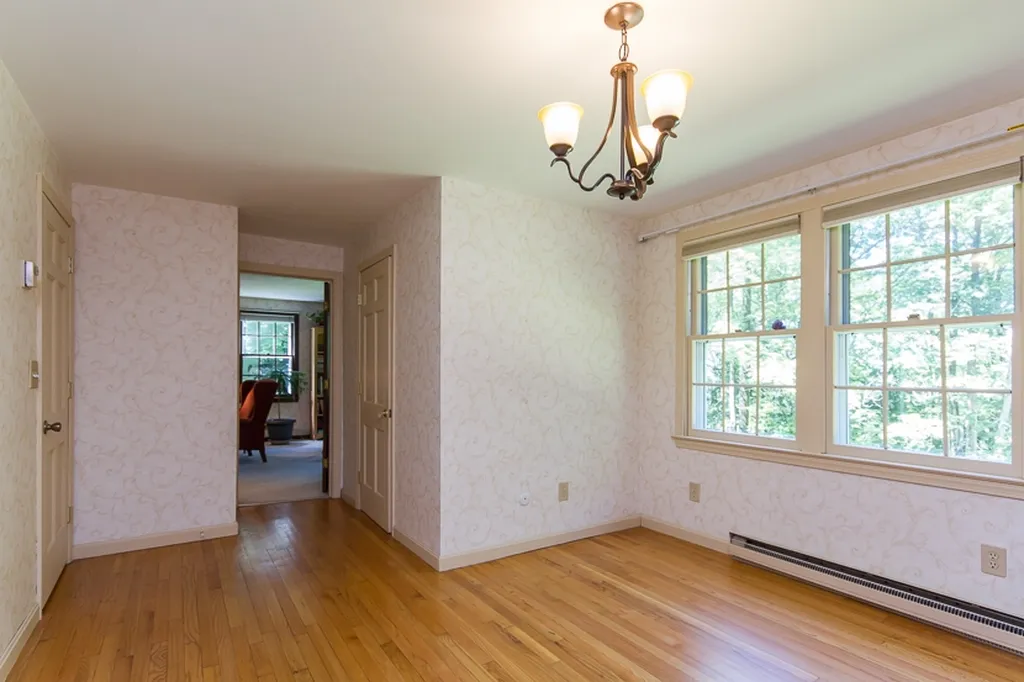 20 Putney Road Bow NH 03304