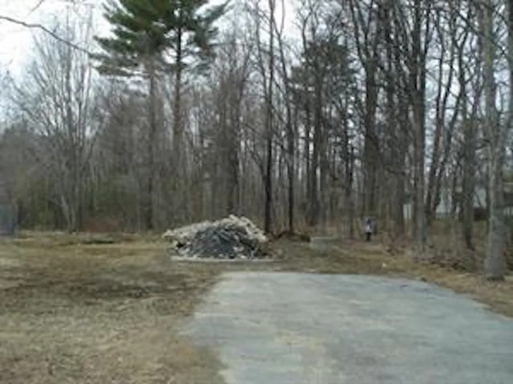 2 Terrace Lane East Kingston NH 03827