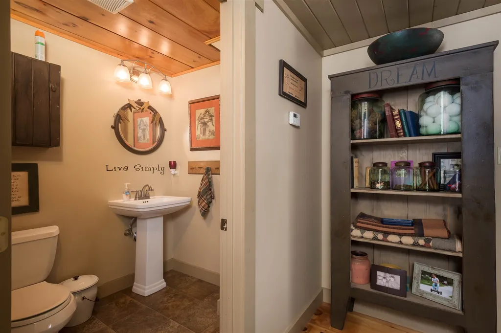 256 Milton Road Rochester NH 03868