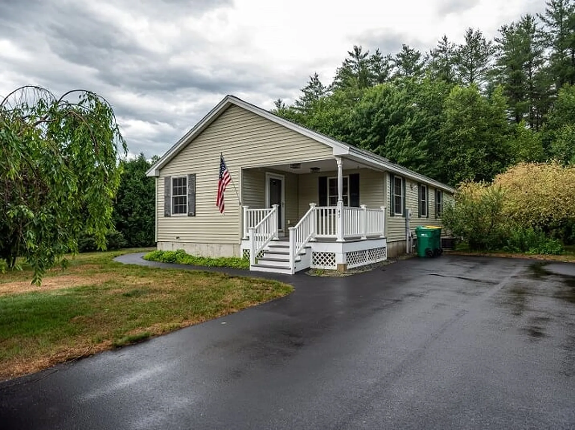 45 Kinsale Drive Rochester NH 03868