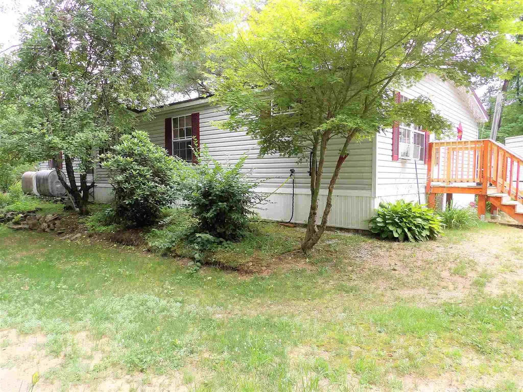 76 Sandogardy Pond Road Northfield NH 03276