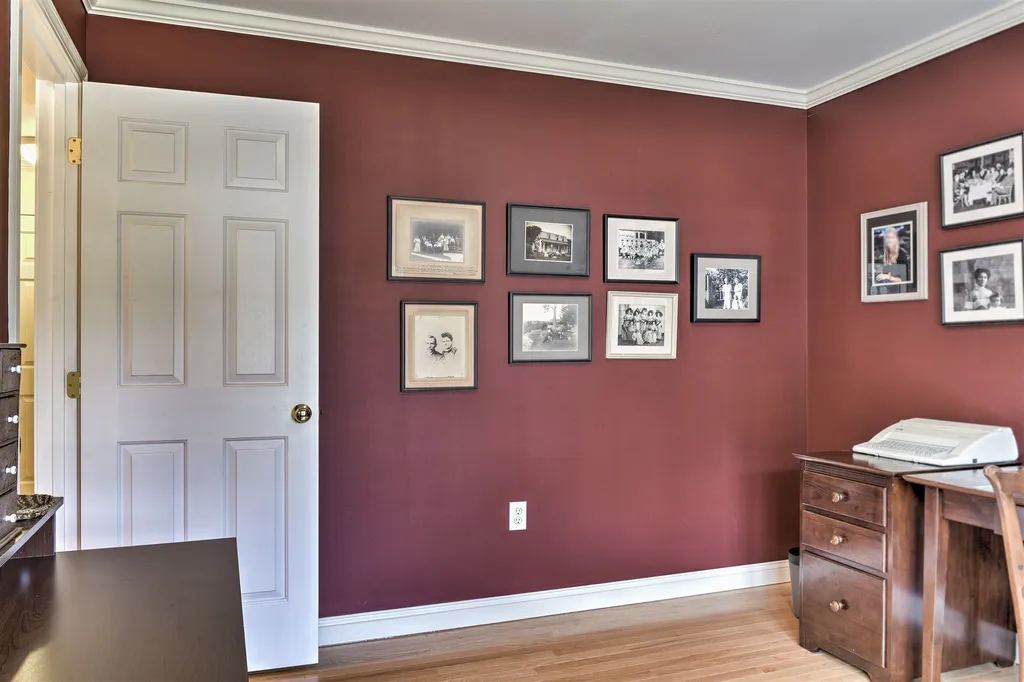 3 Mountain View Court Keene NH 03431