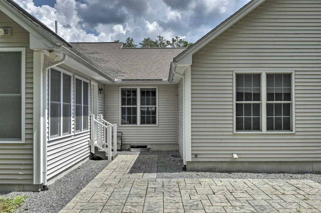 3 Mountain View Court Keene NH 03431