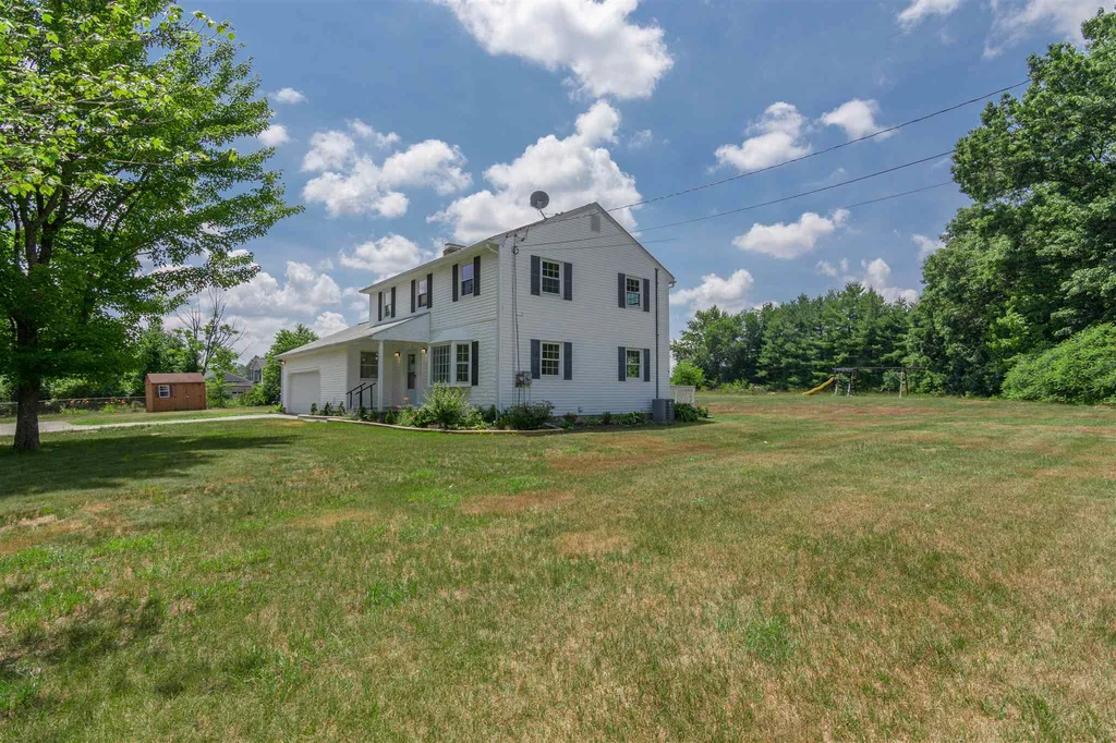 12 Ranger Road Hollis NH 03049