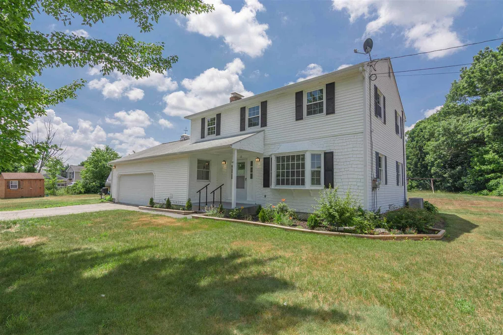 12 Ranger Road Hollis NH 03049