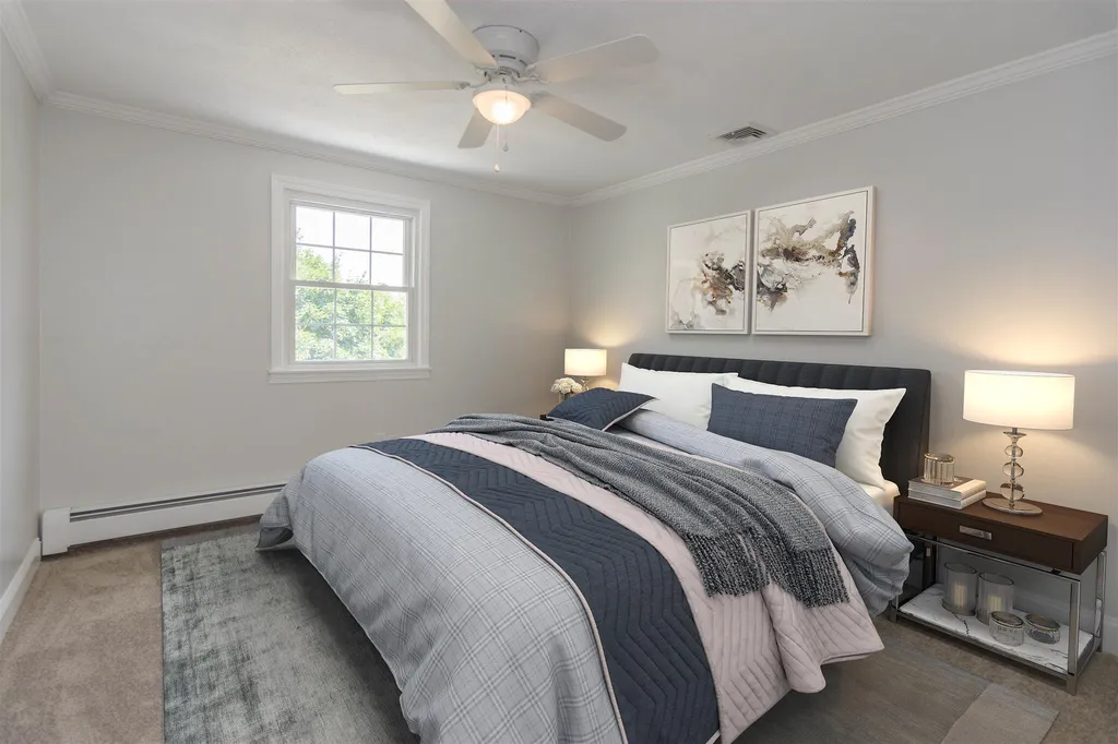 12 Ranger Road Hollis NH 03049