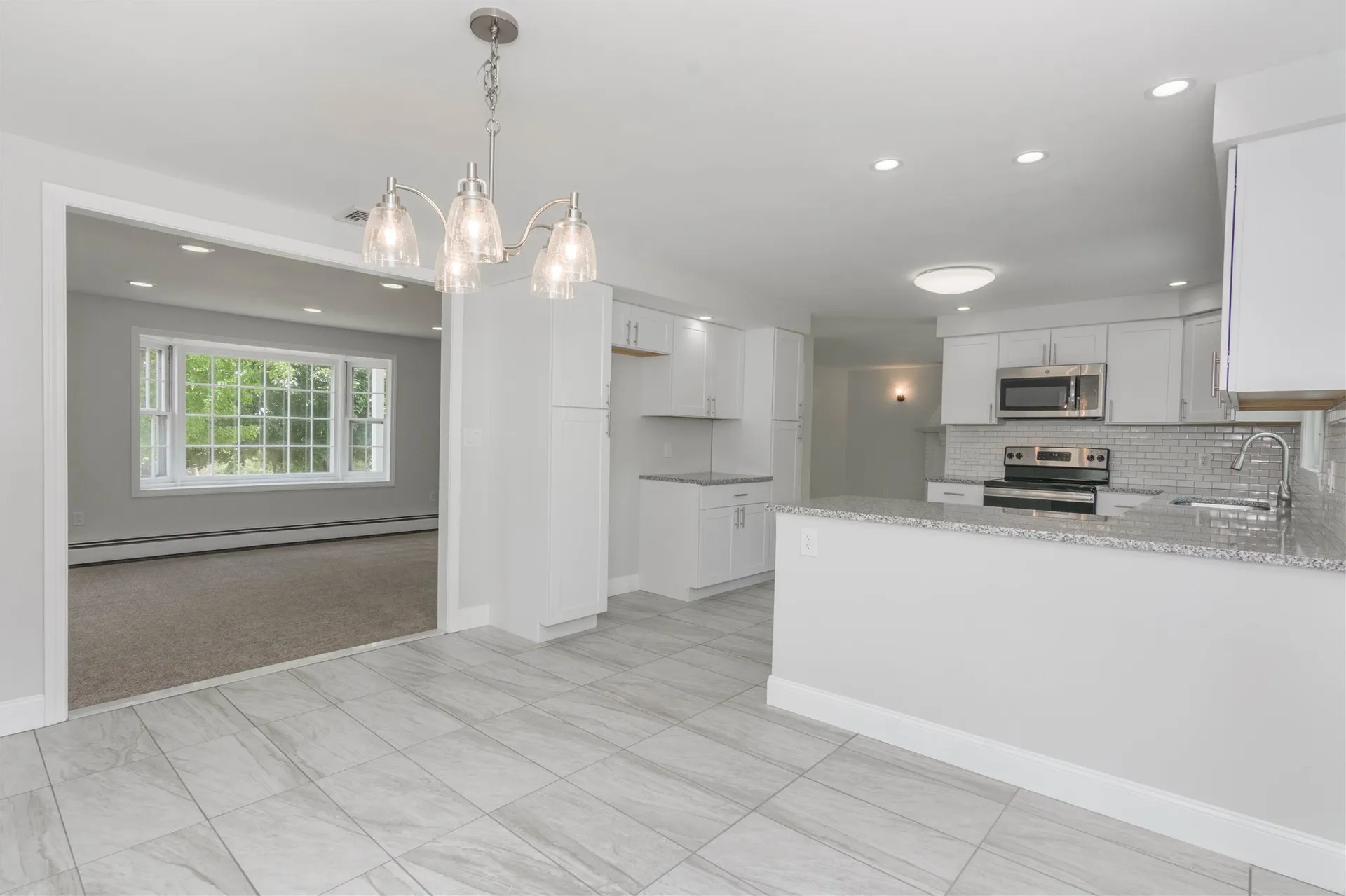 12 Ranger Road Hollis NH 03049
