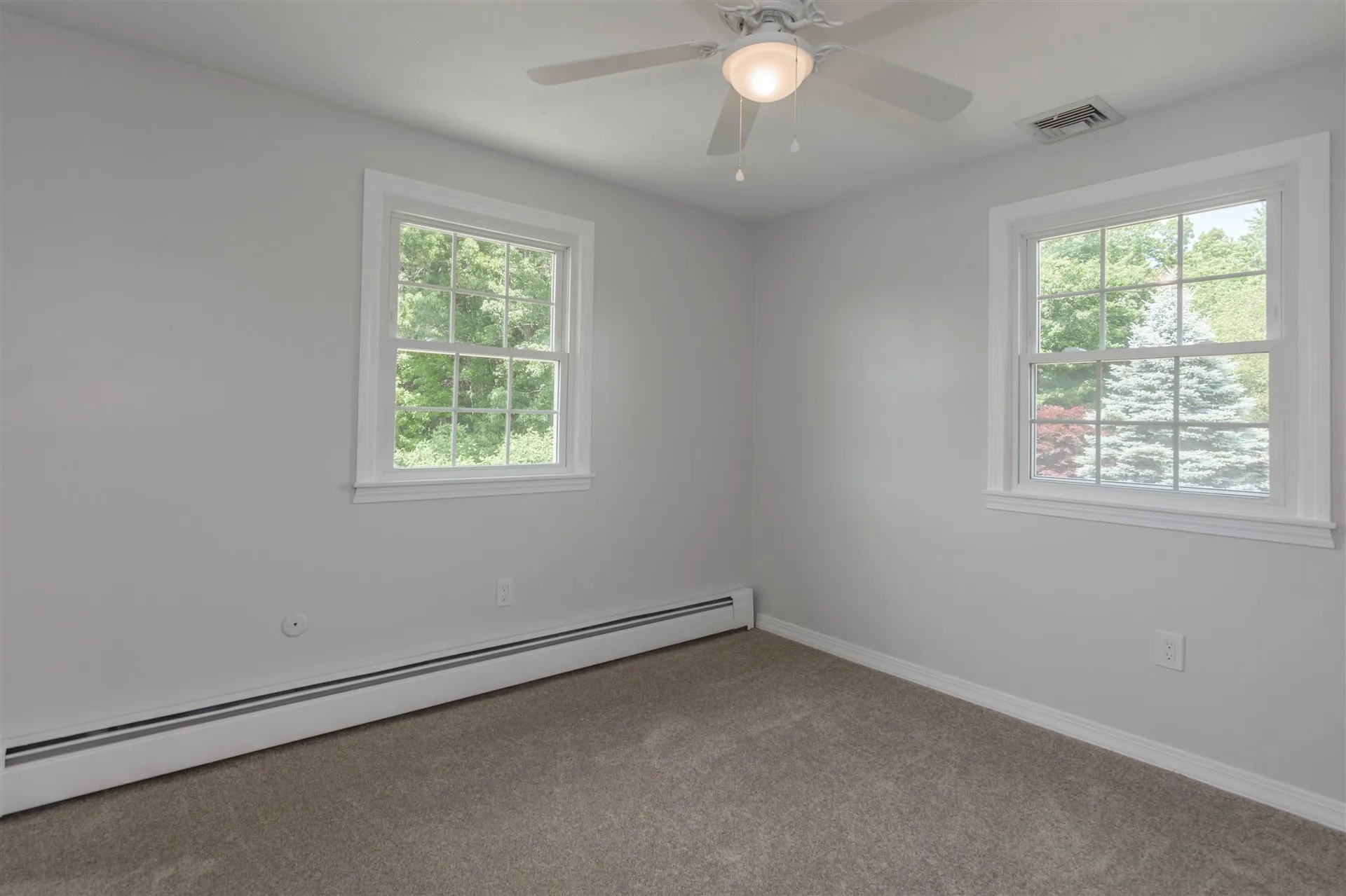 12 Ranger Road Hollis NH 03049