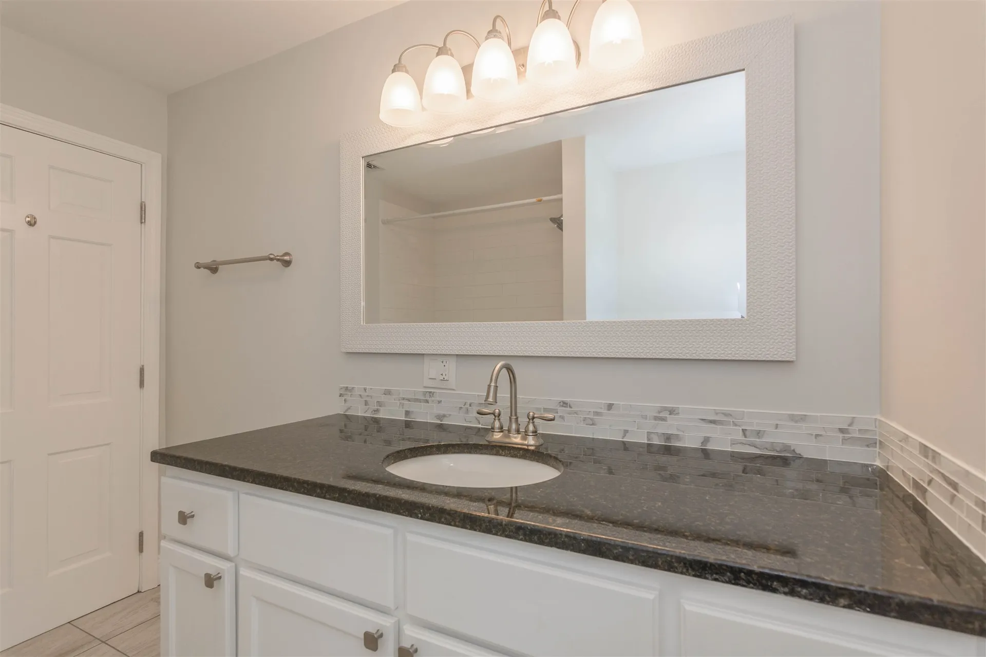 12 Ranger Road Hollis NH 03049