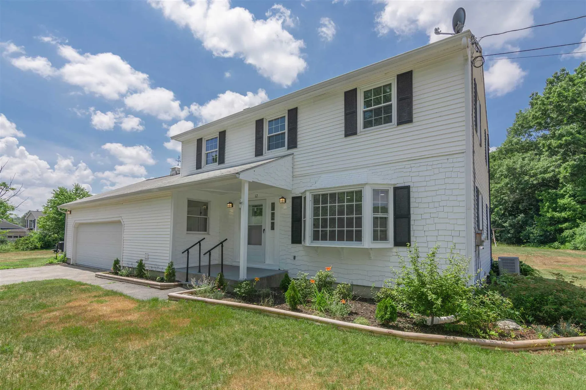 12 Ranger Road Hollis NH 03049