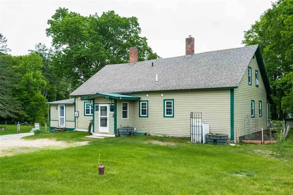 419 Nh Route 104 Meredith NH 03253