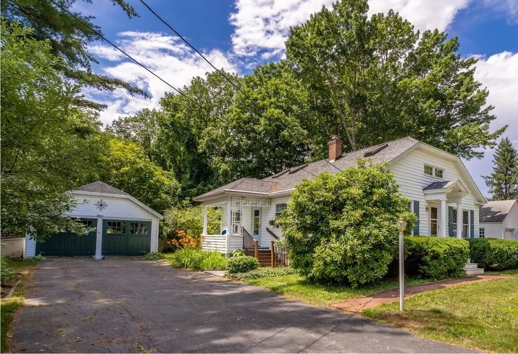 9 Chandler Way Dover NH 03820