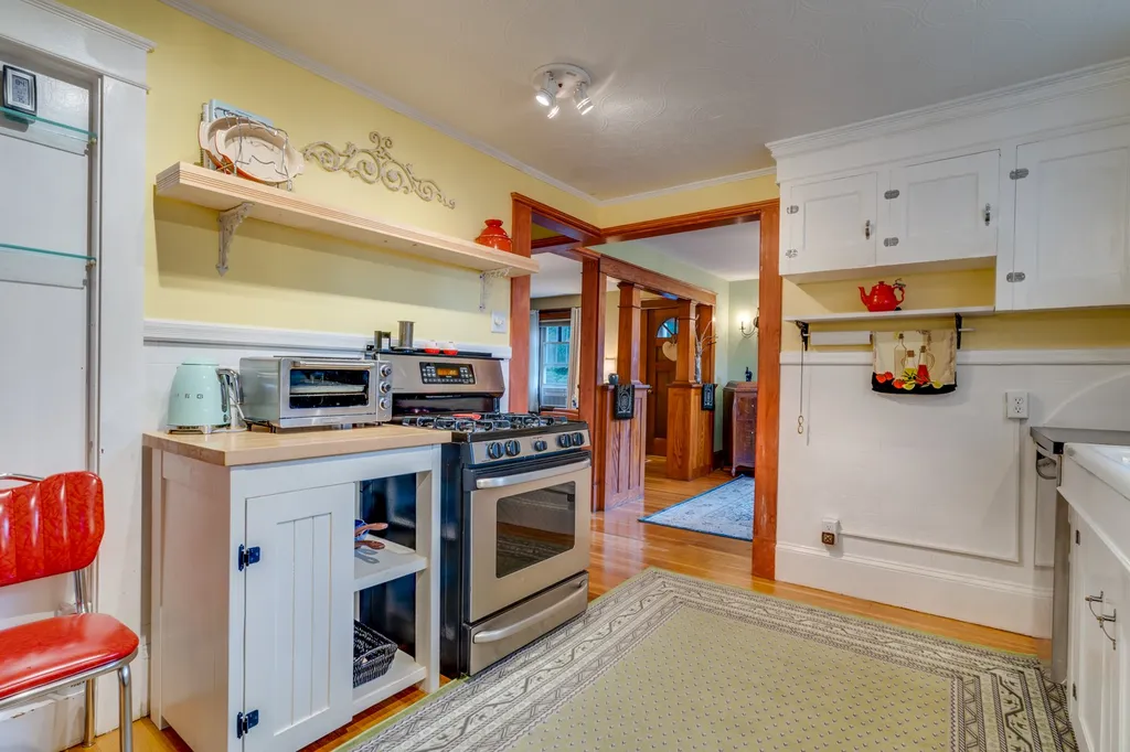 9 Chandler Way Dover NH 03820