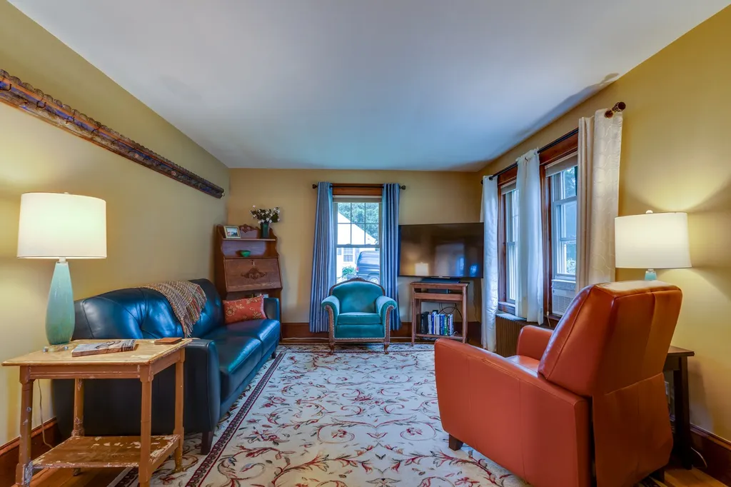 9 Chandler Way Dover NH 03820