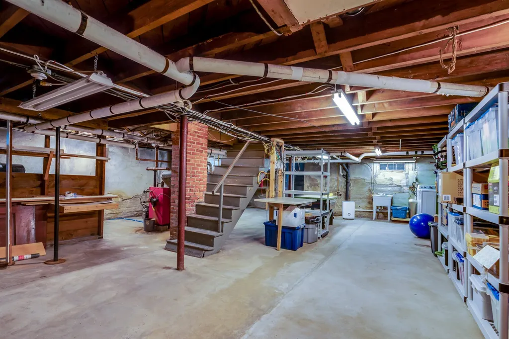 9 Chandler Way Dover NH 03820