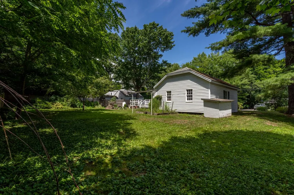 9 Chandler Way Dover NH 03820