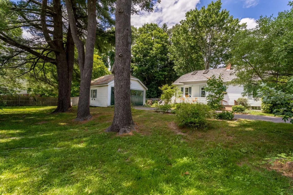 9 Chandler Way Dover NH 03820