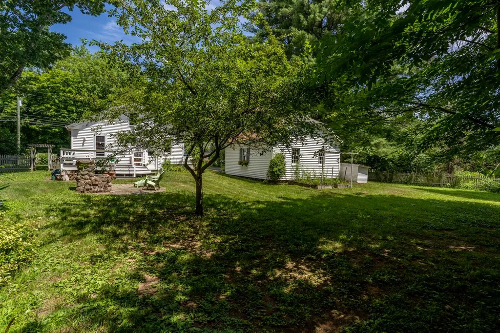9 Chandler Way Dover NH 03820