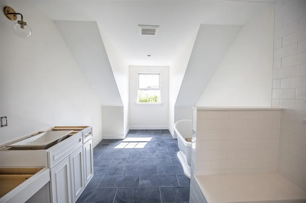 21 Langdon Street Portsmouth NH 03801